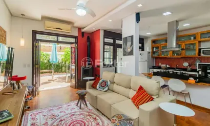 Casa com 3 quartos à venda na Rua Coronel Fernando Machado, 274, Centro Histórico, Porto Alegre, 226 m2 por R$ 1.650.000