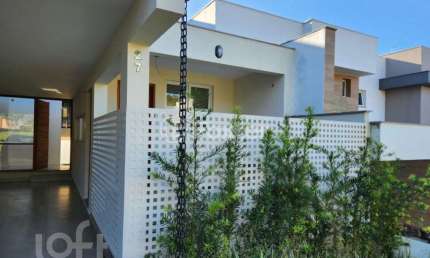 Casa em condomínio fechado com 3 quartos à venda na Rua Adriano Pereira da Silva, 290, Vila Nova, Porto Alegre, 196 m2 por R$ 1.180.000