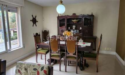 Casa com 3 quartos à venda na Avenida Iguassu, 223, Petrópolis, Porto Alegre, 360 m2 por R$ 1.590.000