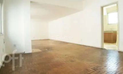 Apartamento com 3 quartos à venda na Avenida Senador Salgado Filho, 106, Centro Histórico, Porto Alegre, 152 m2 por R$ 320.000