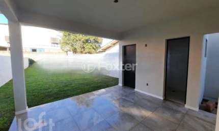 Casa com 3 quartos à venda na Rua Bolívia, 344, Canudos, Novo Hamburgo, 109 m2 por R$ 589.000