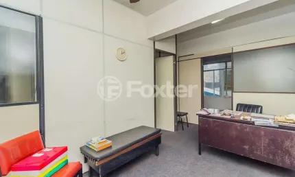 Sala comercial à venda na rua uruguai, 295, centro histórico, porto alegre, 55 m2 por r$ 61.750