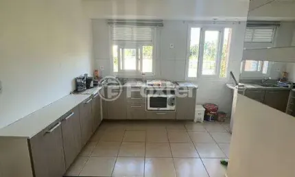 Apartamento com 2 quartos à venda na Rua Soely Nunes Rosa, 404, Restinga, Porto Alegre, 48 m2 por R$ 165.000