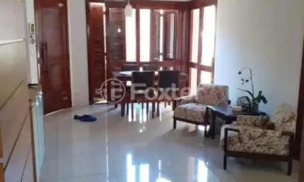 Casa com 3 quartos à venda na Rua Walter Porto Filho, 100, Mário Quintana, Porto Alegre, 162 m2 por R$ 486.000