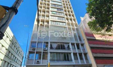 Apartamento com 3 quartos à venda na Rua Duque de Caxias, 1405, Centro Histórico, Porto Alegre, 171 m2 por R$ 590.000