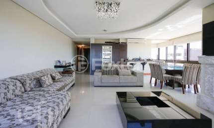Apartamento com 4 quartos à venda na Rua Cabral, 875, Rio Branco, Porto Alegre, 191 m2 por R$ 2.350.000