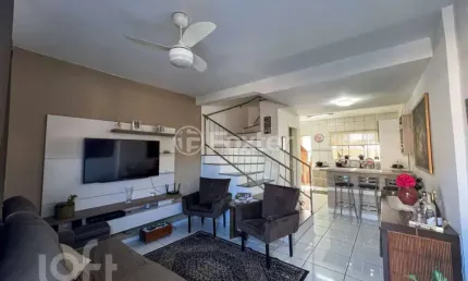 Casa com 2 quartos à venda na Rua Cidade de Santa-Fé, 20, Mato Grande, Canoas, 63 m2 por R$ 295.000