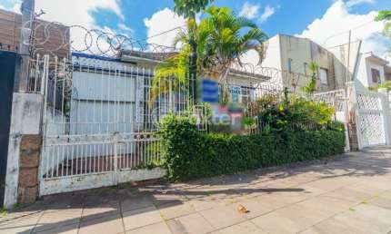 Terreno comercial à venda na Rua Veríssimo Rosa, 123, Partenon, Porto Alegre, 561 m2 por R$ 700.000