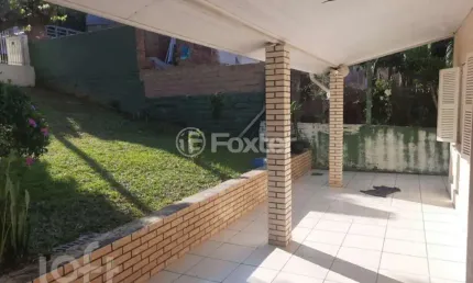 Casa com 2 quartos à venda na Rua Portugal, 239, Rincão, Novo Hamburgo, 79 m2 por R$ 330.000