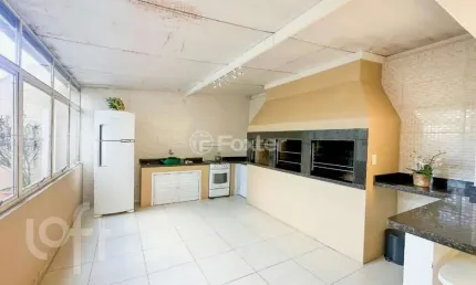 Apartamento com 3 quartos à venda na rua comendador rheingantz, 81, auxiliadora, porto alegre, 106 m2 por r$ 598.000