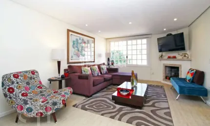 Casa com 4 quartos à venda na Rua Doutor Barbosa Gonçalves, 490, Chácara das Pedras, Porto Alegre, 252 m2 por R$ 1.499.000