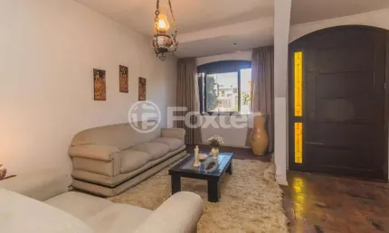 Casa com 3 quartos à venda na Avenida Vinte e Um de Abril, 82, Sarandi, Porto Alegre, 186 m2 por R$ 850.000