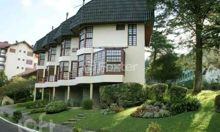 Casa com 3 quartos à venda na Rua Francisco Lorenzoni, 33, Belvedere, Gramado, 110 m2 por R$ 680.000