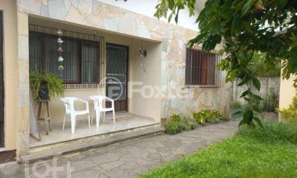 Casa com 3 quartos à venda na Avenida Victor Barreto, 1546, Centro, Canoas, 194 m2 por R$ 691.000