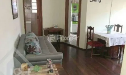 Casa com 2 quartos à venda na Rua Dona Margarida, 144, Navegantes, Porto Alegre, 109 m2 por R$ 380.000