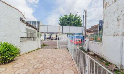 Casa com 4 quartos à venda na Avenida Pernambuco, 74, Navegantes, Porto Alegre, 84 m2 por R$ 220.000