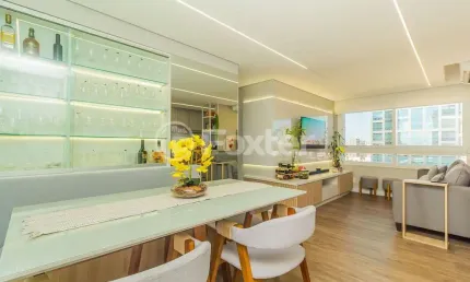 Apartamento com 3 quartos à venda na Rua Jerônymo Zelmanovitz, 100, São Sebastião, Porto Alegre, 67 m2 por R$ 799.000