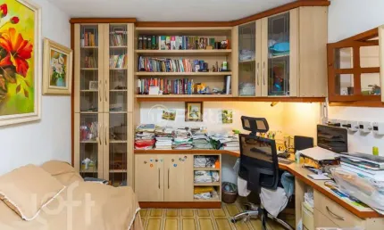 Casa com 3 quartos à venda na Rua Marco Polo, 163, Cristo Redentor, Porto Alegre, 145 m2 por R$ 727.000