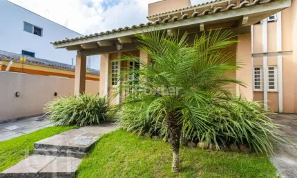 Casa com 3 quartos à venda na Rua Doutor Telmo Vergara, 278, Partenon, Porto Alegre, 240 m2 por R$ 950.000