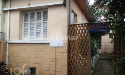 Casa com 2 quartos à venda na rua general caldwell, 1142, menino deus, porto alegre, 80 m2 por r$ 375.000
