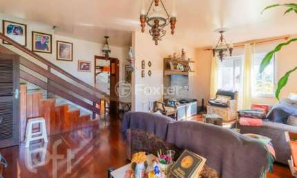 Casa com 5 quartos à venda na Travessa Luiz Tamanini, 62, Teresópolis, Porto Alegre, 235 m2 por R$ 799.000