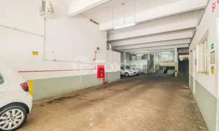 Prédio à venda na avenida alberto bins, 849, independência, porto alegre, 1739 m2 por r$ 2.950.000