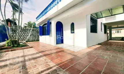 Casa com 4 quartos à venda na Rua Porto Seguro, 615, Nossa Senhora das Graças, Canoas, 140 m2 por R$ 580.000