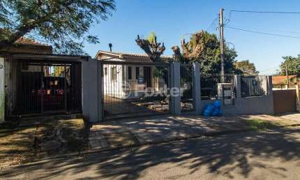 Casa com 6 quartos à venda na Beco Pedro Rodrigues Bittencourt, 150, Vila Nova, Porto Alegre, 250 m2 por R$ 700.000