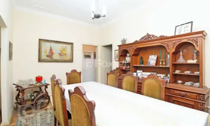 Casa com 3 quartos à venda na Rua Caracas, 126, Jardim Lindóia, Porto Alegre, 210 m2 por R$ 750.000