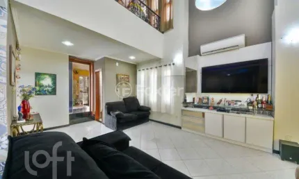 Casa com 3 quartos à venda na Rua Doutor Galdino Nunes Vieira, 357, Jardim Itu Sabará, Porto Alegre, 263 m2 por R$ 1.500.000
