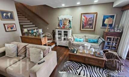 Casa com 3 quartos à venda na Rua João Abbott, 42, Petrópolis, Porto Alegre, 362 m2 por R$ 1.500.000