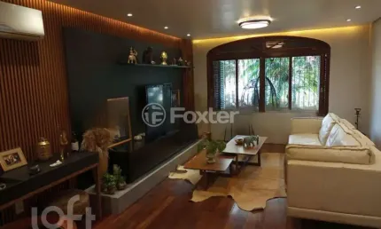 Casa com 4 quartos à venda na Rua Alfredo Schuett, 320, Três Figueiras, Porto Alegre, 296 m2 por R$ 2.499.900