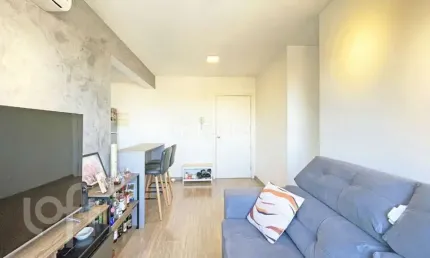 Apartamento com 2 quartos à venda na Rua Doutor Malheiros, 101, Santo Antônio, Porto Alegre, 51 m2 por R$ 350.000