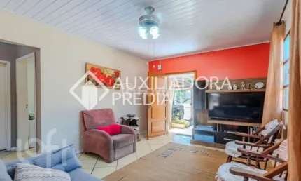 Casa com 2 quartos à venda na Rua Teotônia, 273, Camaquã, Porto Alegre, 132 m2 por R$ 500.000
