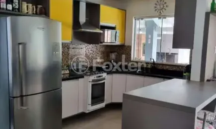 Casa com 3 quartos à venda na rua olegário dias maciel, 78, espírito santo, porto alegre, 217 m2 por r$ 685.000