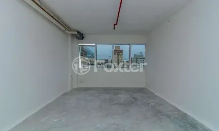 Sala comercial com 1 sala à venda na Rua Gomes Jardim, 201, Santana, Porto Alegre, 36 m2 por R$ 474.050