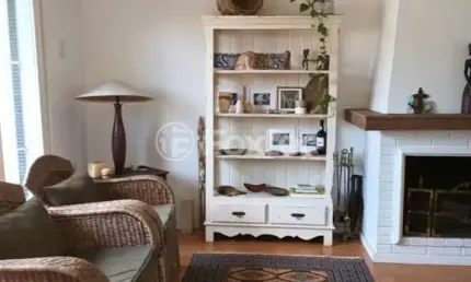Casa com 3 quartos à venda na Rua Vinte e Quatro de Agosto, 834, Centro, Esteio, 200 m2 por R$ 890.000