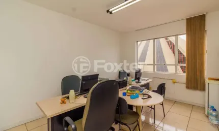 Sala comercial com 1 sala à venda na Rua Tupi, 205, Passo da Areia, Porto Alegre, 22 m2 por R$ 63.650