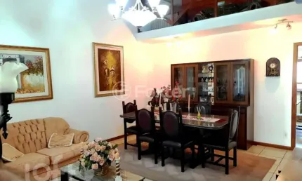 Casa com 3 quartos à venda na Rua Erechim, 816, Nonoai, Porto Alegre, 245 m2 por R$ 1.100.000