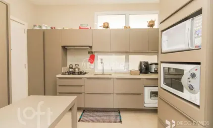 Apartamento com 3 quartos à venda na rua mostardeiro, 227, rio branco, porto alegre, 114 m2 por r$ 900.000