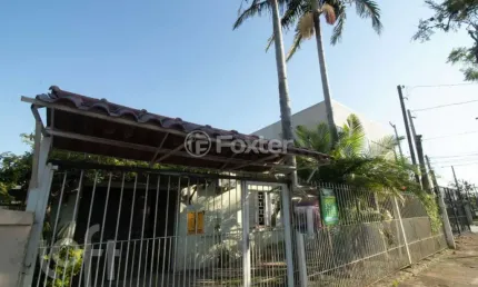 Casa com 3 quartos à venda na Rua São Nicolau, 1277, Santa Maria Goretti, Porto Alegre, 200 m2 por R$ 500.000