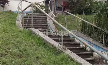 Casa com 5 quartos à venda na Rua Domingos Martins, 2600, Centro, Canoas, 223 m2 por R$ 700.000
