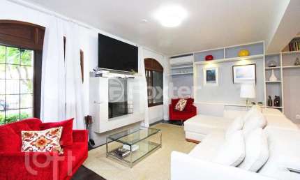 Casa com 4 quartos à venda na Rua Menezes Paredes, 238, Nonoai, Porto Alegre, 211 m2 por R$ 850.000