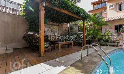 Casa com 3 quartos à venda na Rua Engenheiro Tito Marques Fernandes, 130, Ipanema, Porto Alegre, 218 m2 por R$ 1.125.000