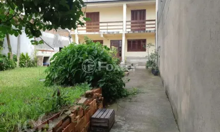 Casa com 4 quartos à venda na Avenida Bernardi, 262, Cristo Redentor, Porto Alegre, 150 m2 por R$ 650.000