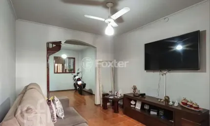 Casa com 2 quartos à venda na rua dezessete de junho, 716, menino deus, porto alegre, 128 m2 por r$ 499.000
