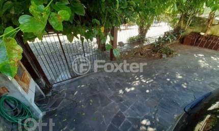 Casa com 3 quartos à venda na Rua Silvério Souto, 490, Teresópolis, Porto Alegre, 230 m2 por R$ 583.000