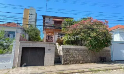 Casa com 5 quartos à venda na rua caldre e fião, 54, santo antônio, porto alegre, 160 m2 por r$ 650.000
