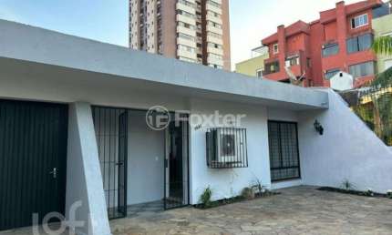 Casa com 3 quartos à venda na Rua Matias José Bins, 1631, Chácara das Pedras, Porto Alegre, 170 m2 por R$ 980.000