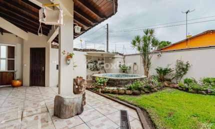 Casa com 3 quartos à venda na Rua das Emas, 49, Harmonia, Canoas, 241 m2 por R$ 710.000